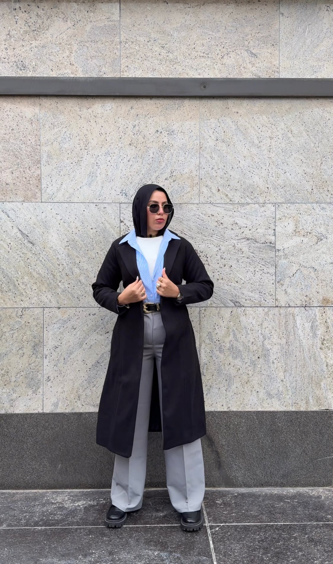 Cozy Minimal Wool Coat - Black