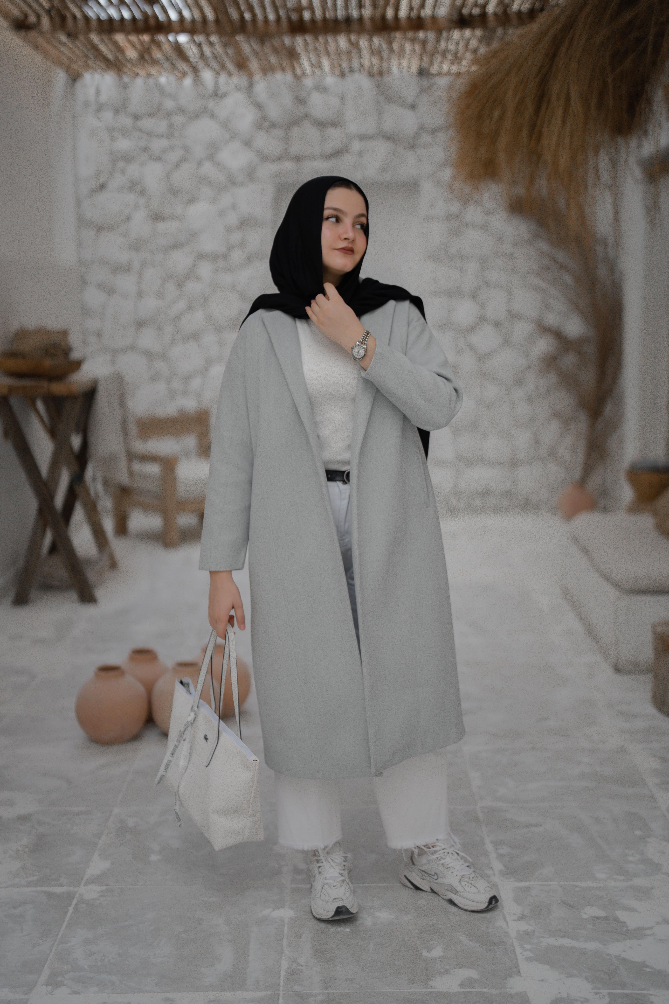 Cozy Minimal Wool Coat - Light Gray